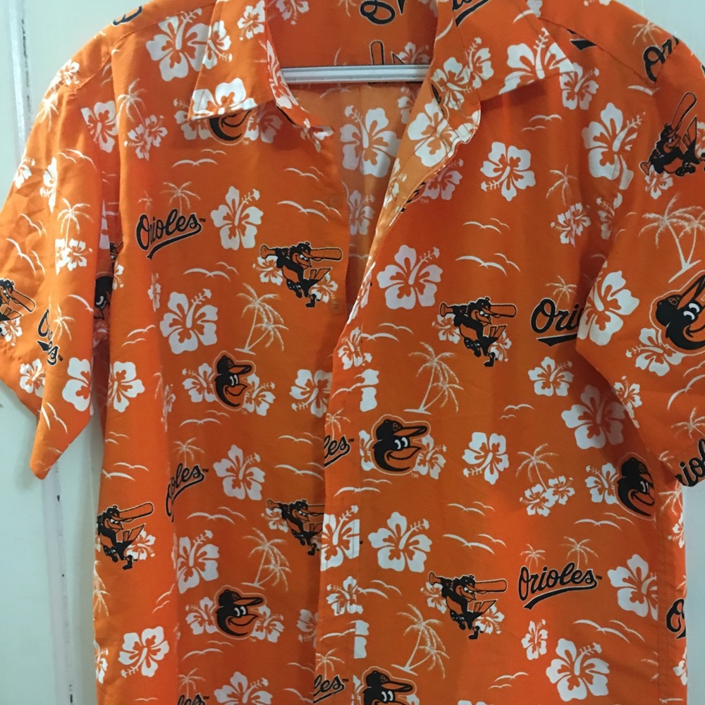 Men's Medium Orioles Aloha Shirt